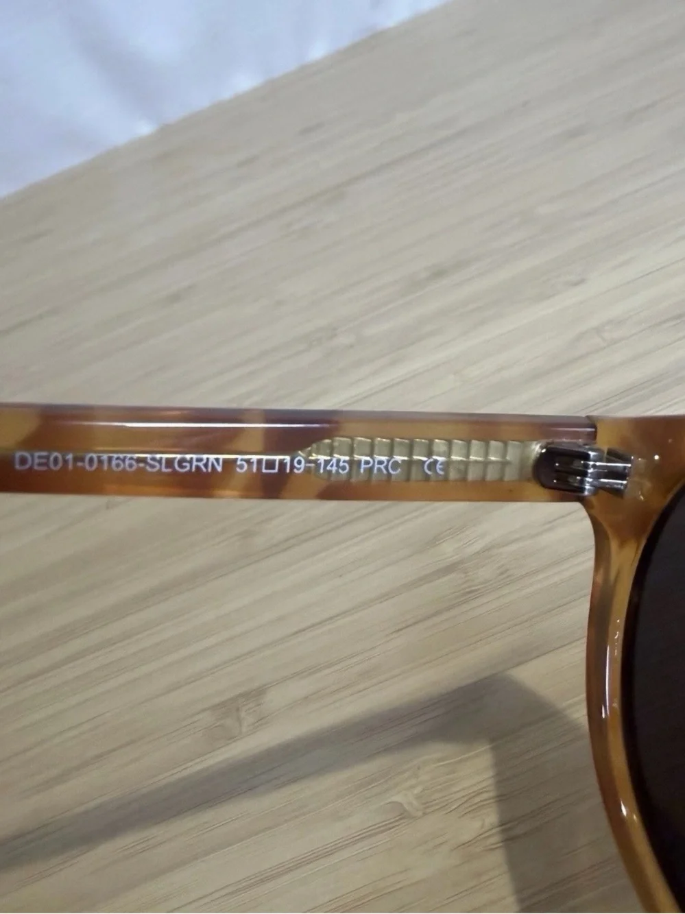 Diff Sunglasses Cody Tortoise Frames DE01-0166-SLGRN Size: 51-19-145 Round Chic